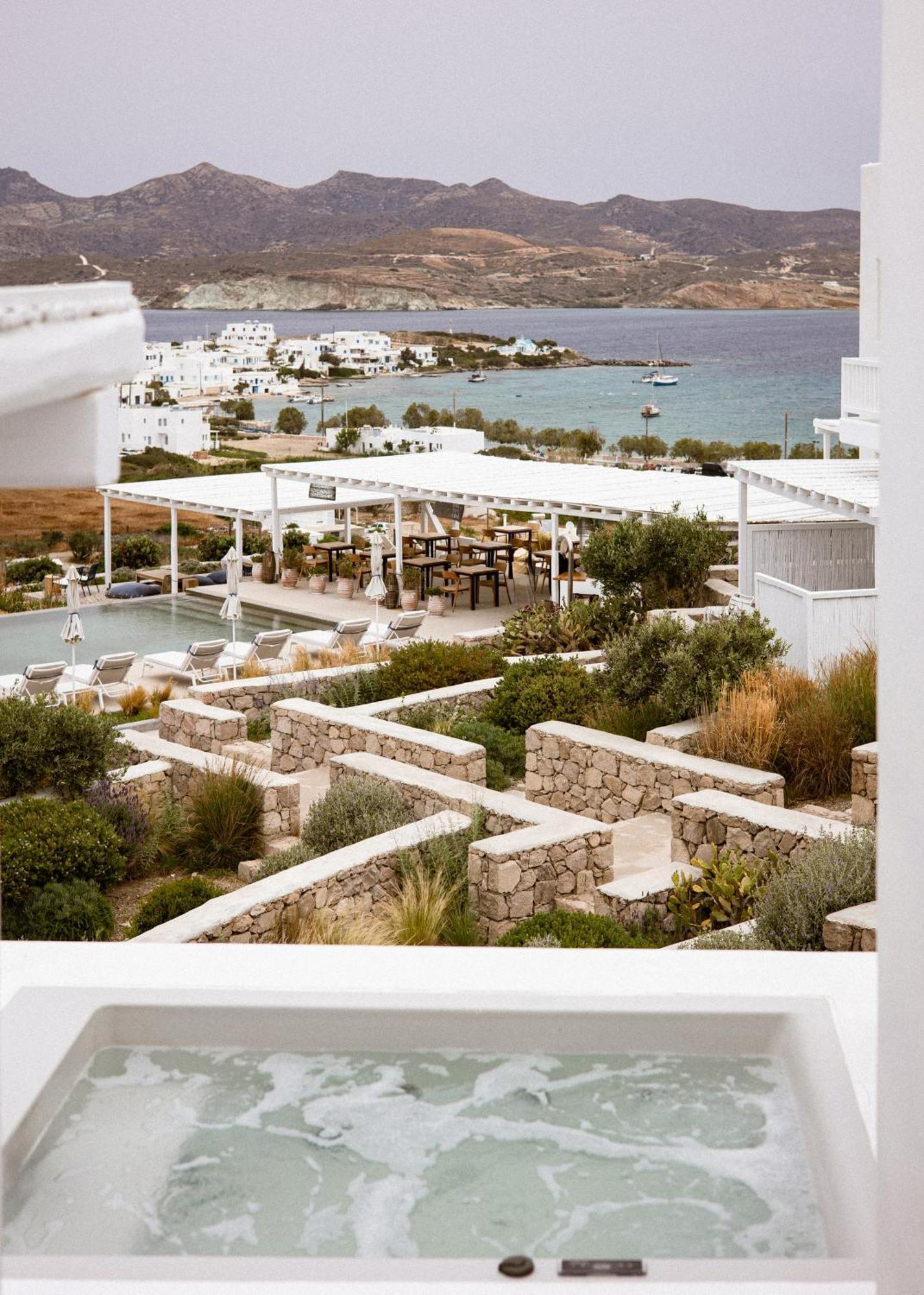 Milos Breeze Boutique Hotel Pollonia ภายนอก รูปภาพ